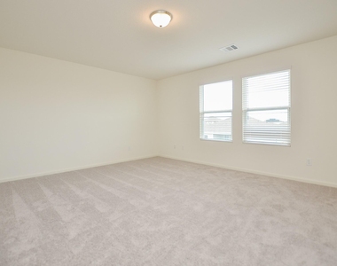 1025 Long Bay Ct - Photo Thumbnail 31