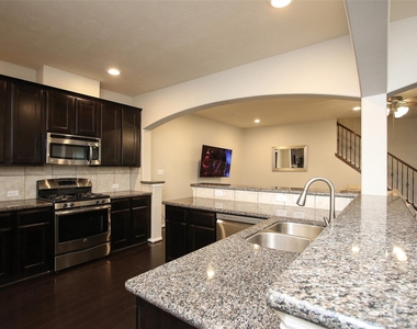 8517 Sunset Loch Drive - Photo Thumbnail 10