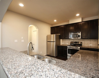 8517 Sunset Loch Drive - Photo Thumbnail 8