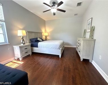 2004 Tarpon Bay Drive N - Photo Thumbnail 24
