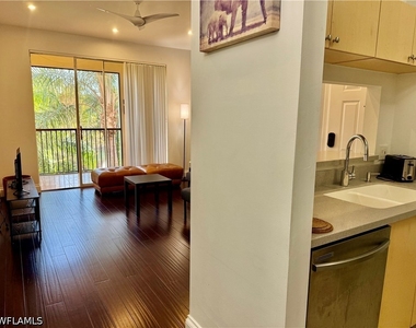 1180 Reserve Way - Photo Thumbnail 22