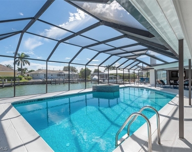 955 Iris Court - Photo Thumbnail 18