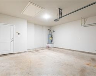 3002 Arkansas Avenue - Photo Thumbnail 35