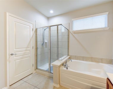 9503 Herons Grove Lane - Photo Thumbnail 26