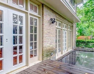201 Vanderpool Lane - Photo Thumbnail 29