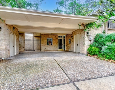 201 Vanderpool Lane - Photo Thumbnail 3