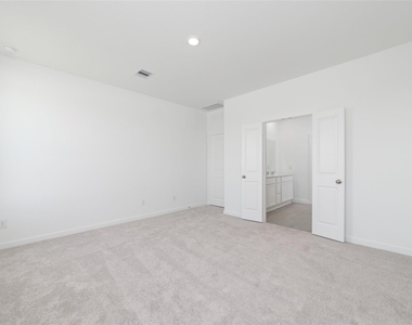 6738 Violet Clover Avenue - Photo Thumbnail 15