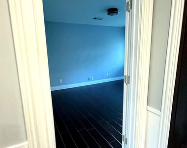 11211 Ash Creek Drive - Photo Thumbnail 17