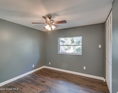 300 Amherst Avenue - Photo Thumbnail 16