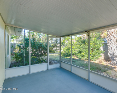 300 Amherst Avenue - Photo Thumbnail 19