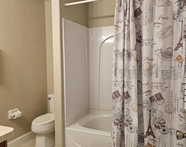 4570 Radiant Way - Photo Thumbnail 15