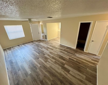 613 61st Avenue Terrace E - Photo Thumbnail 17