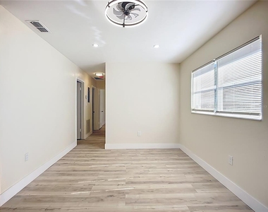 4513 W Gray Street - Photo Thumbnail 27