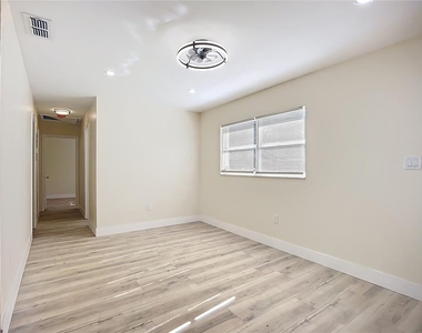 4513 W Gray Street - Photo Thumbnail 28