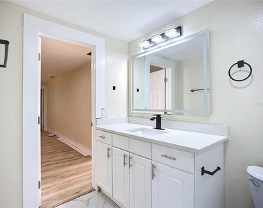 4513 W Gray Street - Photo Thumbnail 18