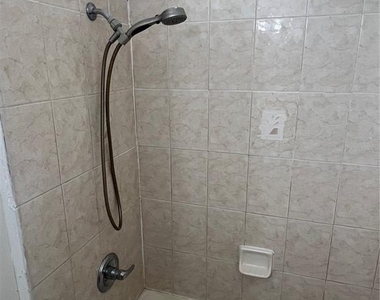 5906 S 81st Street - Photo Thumbnail 28
