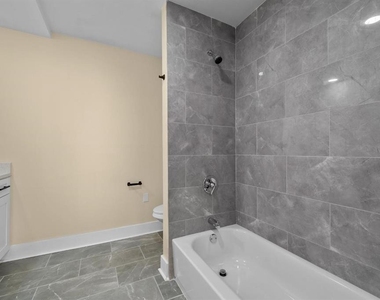10707 N Rome Avenue - Photo Thumbnail 49