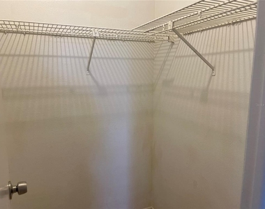 3952 Elvira Court - Photo Thumbnail 9