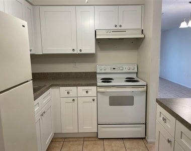 3952 Elvira Court - Photo Thumbnail 2
