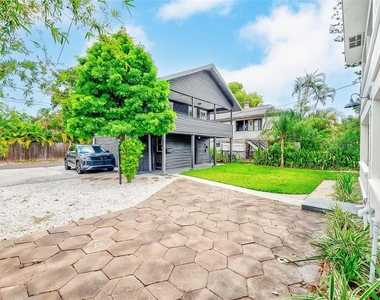 925 16th Avenue N - Photo Thumbnail 26