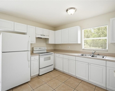 3716 N 31st Street - Photo Thumbnail 6