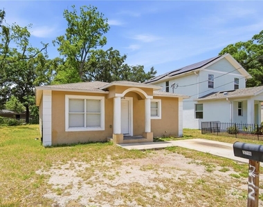 3716 N 31st Street - Photo Thumbnail 1
