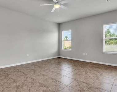 10735 Hawks Landing Drive - Photo Thumbnail 3