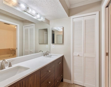 2651 Michael Place - Photo Thumbnail 16