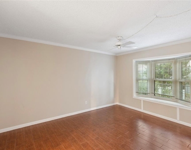 2651 Michael Place - Photo Thumbnail 14