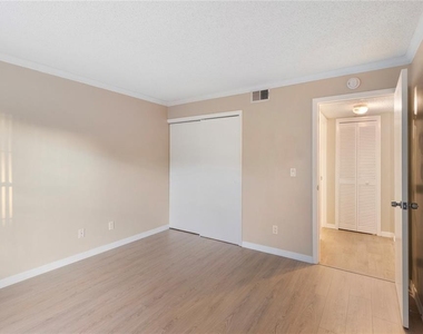 2651 Michael Place - Photo Thumbnail 19