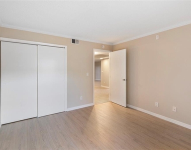 2651 Michael Place - Photo Thumbnail 18