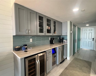 1250 Gulf Boulevard - Photo Thumbnail 11