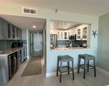 1250 Gulf Boulevard - Photo Thumbnail 16