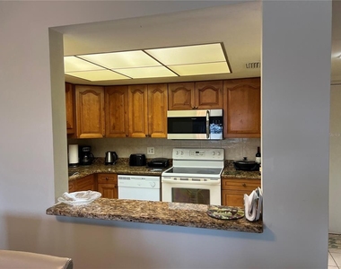 4900 Brittany Drive S - Photo Thumbnail 16