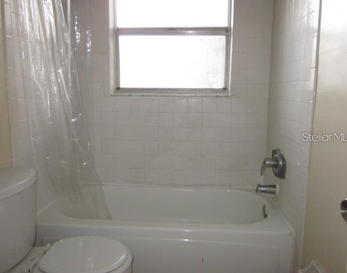 8619 N Mulberry Street - Photo Thumbnail 6