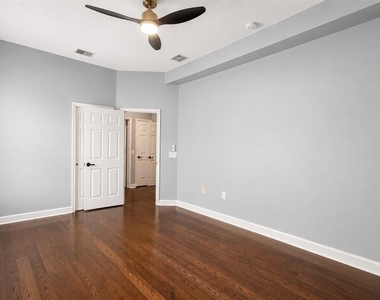 439 Chelsea Avenue - Photo Thumbnail 57