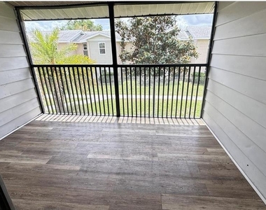 860 Sky Lake Circle - Photo Thumbnail 9