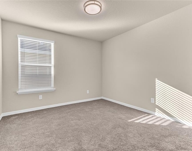 5782 Waterman Path - Photo Thumbnail 12