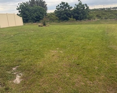 693 Reggie Road - Photo Thumbnail 13