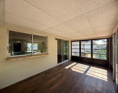 131 Sparrow Avenue - Photo Thumbnail 24