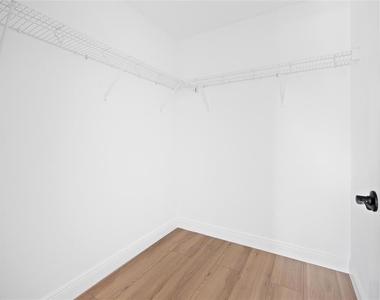 13081 Sw 107th Street - Photo Thumbnail 14