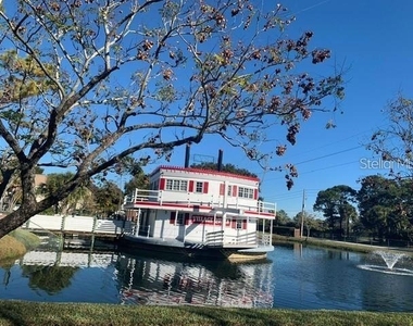 6043 Village Circle - Photo Thumbnail 24