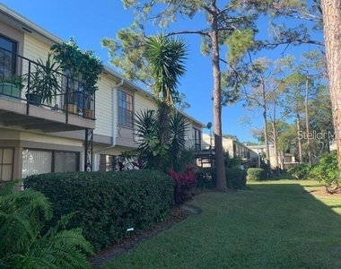 6043 Village Circle - Photo Thumbnail 16