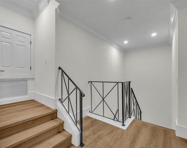 4230 Lower Park Road - Photo Thumbnail 30