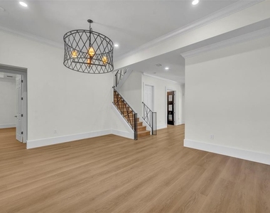 4230 Lower Park Road - Photo Thumbnail 24