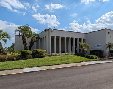 522 Orange Drive - Photo Thumbnail 1