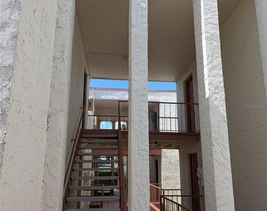 522 Orange Drive - Photo Thumbnail 4