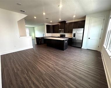 15250 Groveside Road - Photo Thumbnail 5