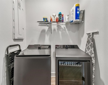 2332 Brix Streets - Photo Thumbnail 26
