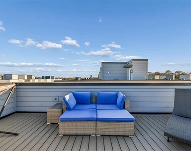 2332 Brix Streets - Photo Thumbnail 29